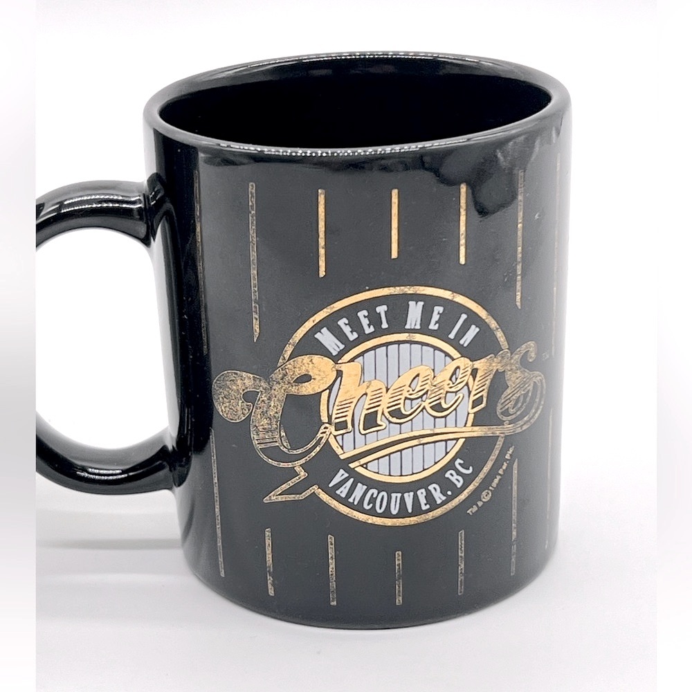 😎LAST CHANCE! $5/OR OFFERS CONSIDERED!Meet me in Vancouver, Cheers Mugs